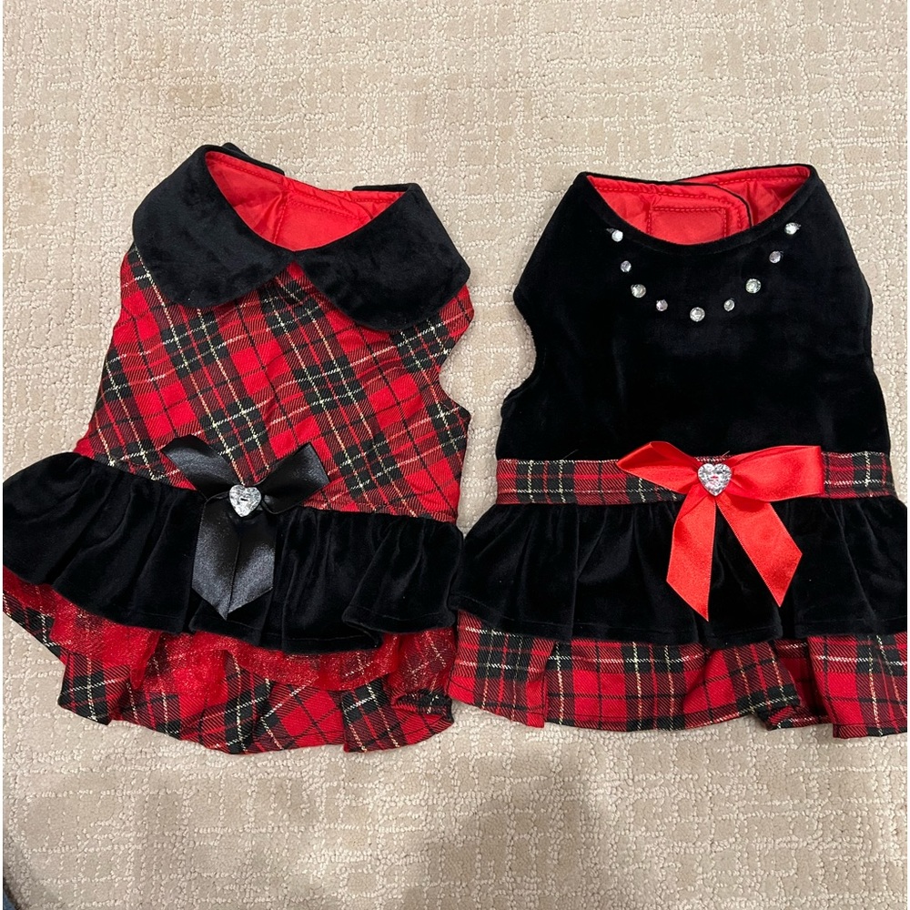 2 velvet Xmas dress with adjustable Velcro